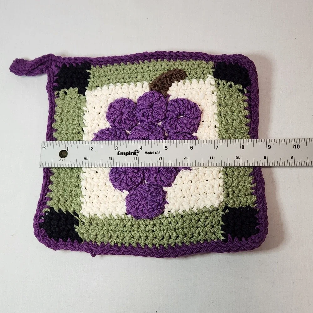 Vintage Handmade Crochet Potholder Set‎ Grape Motif and Flower Trivet 2pc